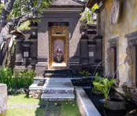 Villa Cemara, Garden detail